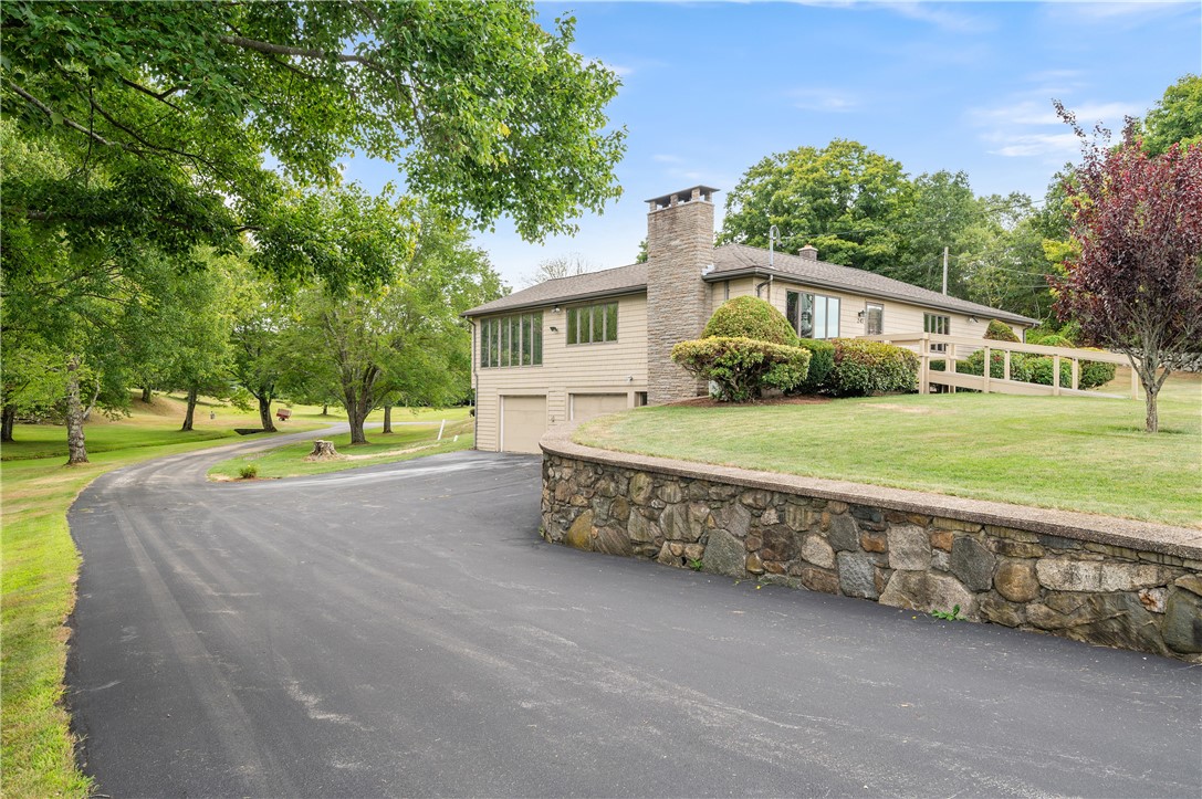 245 West Wrentham Road Cumberland, RI 02864 - Photo 4 of 50