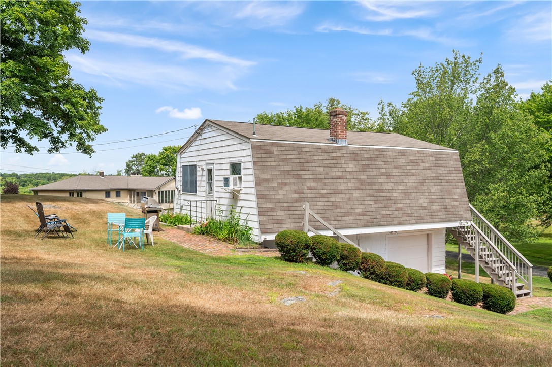 245 West Wrentham Road Cumberland, RI 02864 - Photo 41 of 50