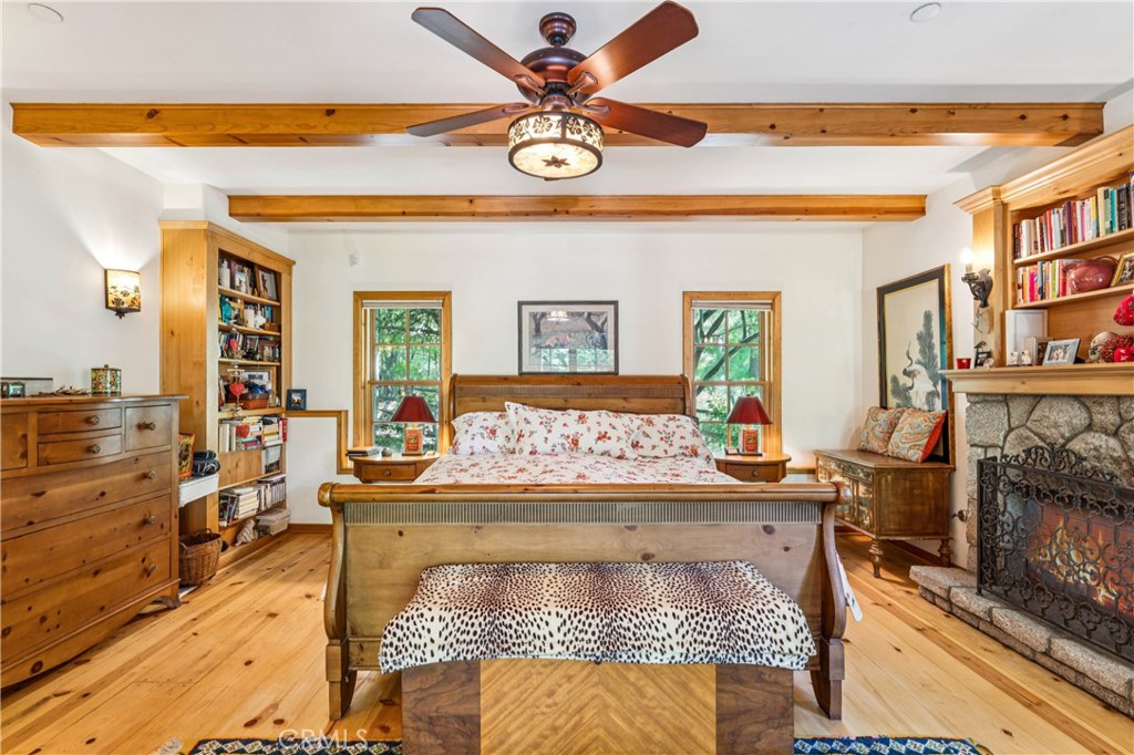 28971 North Shore Road Lake Arrowhead, CA 92352 - Photo 27 of 60