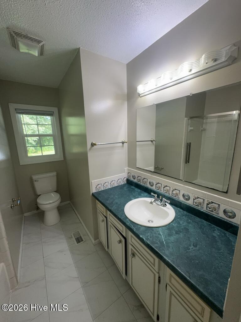 2530 Country Club Road Jacksonville, NC 28546 - Photo 6 of 15 Gallery Image 6