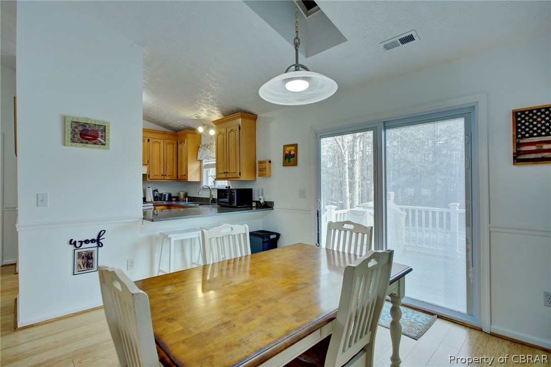 9899 Figg Shop Road Gloucester, VA 23061 - Photo 6 of 28 Gallery Image 6