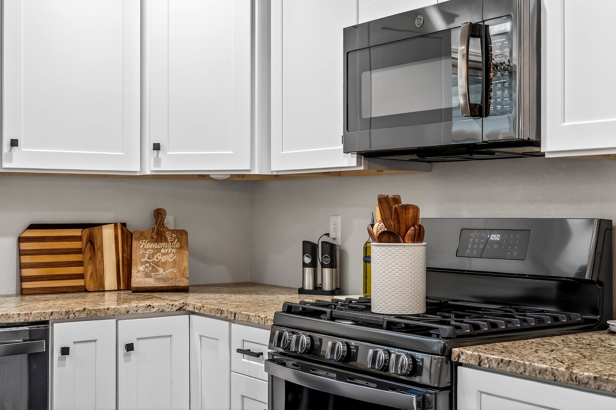 411 Cumberland Cove Road Monterey, TN 38574 - Photo 10 of 55