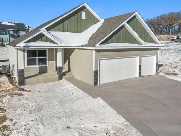 $514,620 | 27270 Pete's Hl Trail, Elko New Market, MN 55020