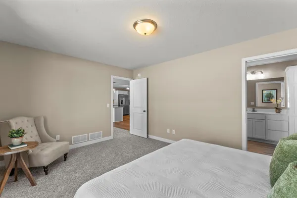 $514,620 | 27270 Pete's Hl Trail, Elko New Market, MN 55020