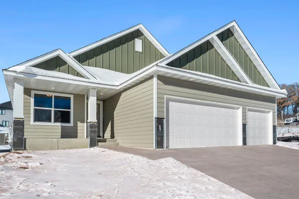 $514,620 | 27270 Pete's Hl Trail, Elko New Market, MN 55020