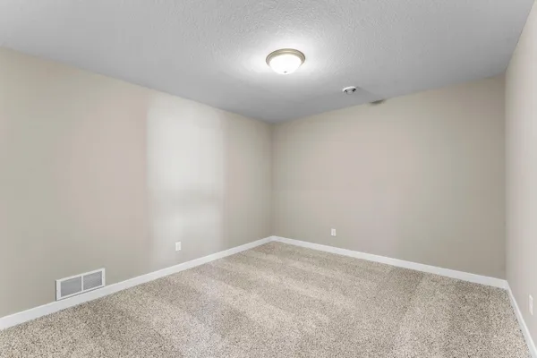 $514,620 | 27270 Pete's Hl Trail, Elko New Market, MN 55020