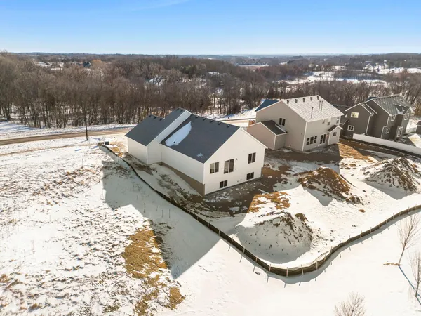 $514,620 | 27270 Pete's Hl Trail, Elko New Market, MN 55020