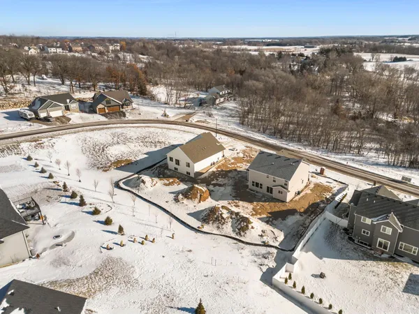 $514,620 | 27270 Pete's Hl Trail, Elko New Market, MN 55020