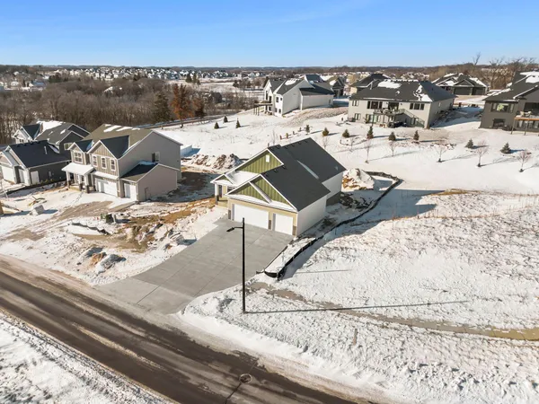 $514,620 | 27270 Pete's Hl Trail, Elko New Market, MN 55020