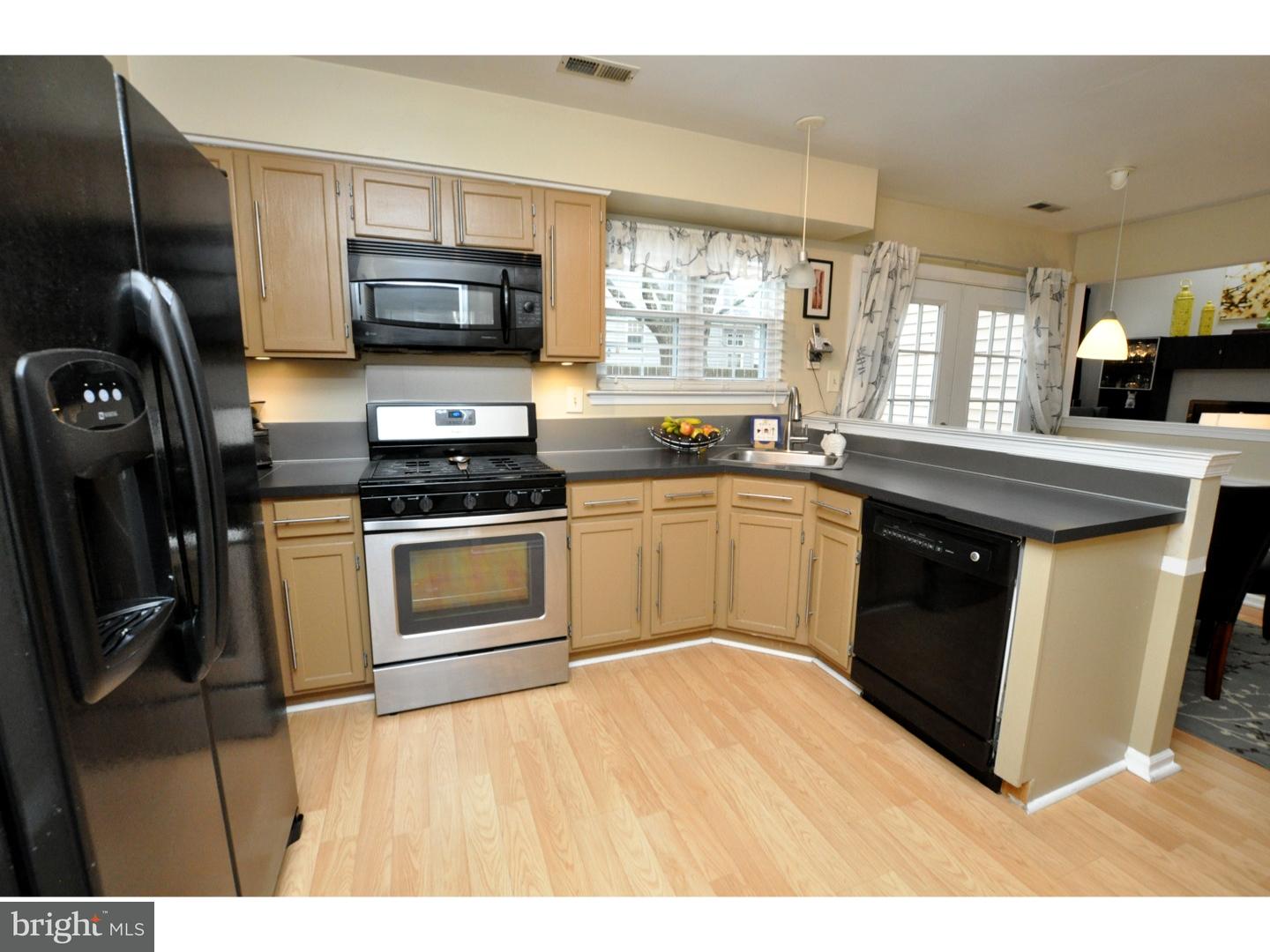 24 Ridgewood Way Burlington, NJ 08016 - Photo 10 of 24 Gallery Image 10