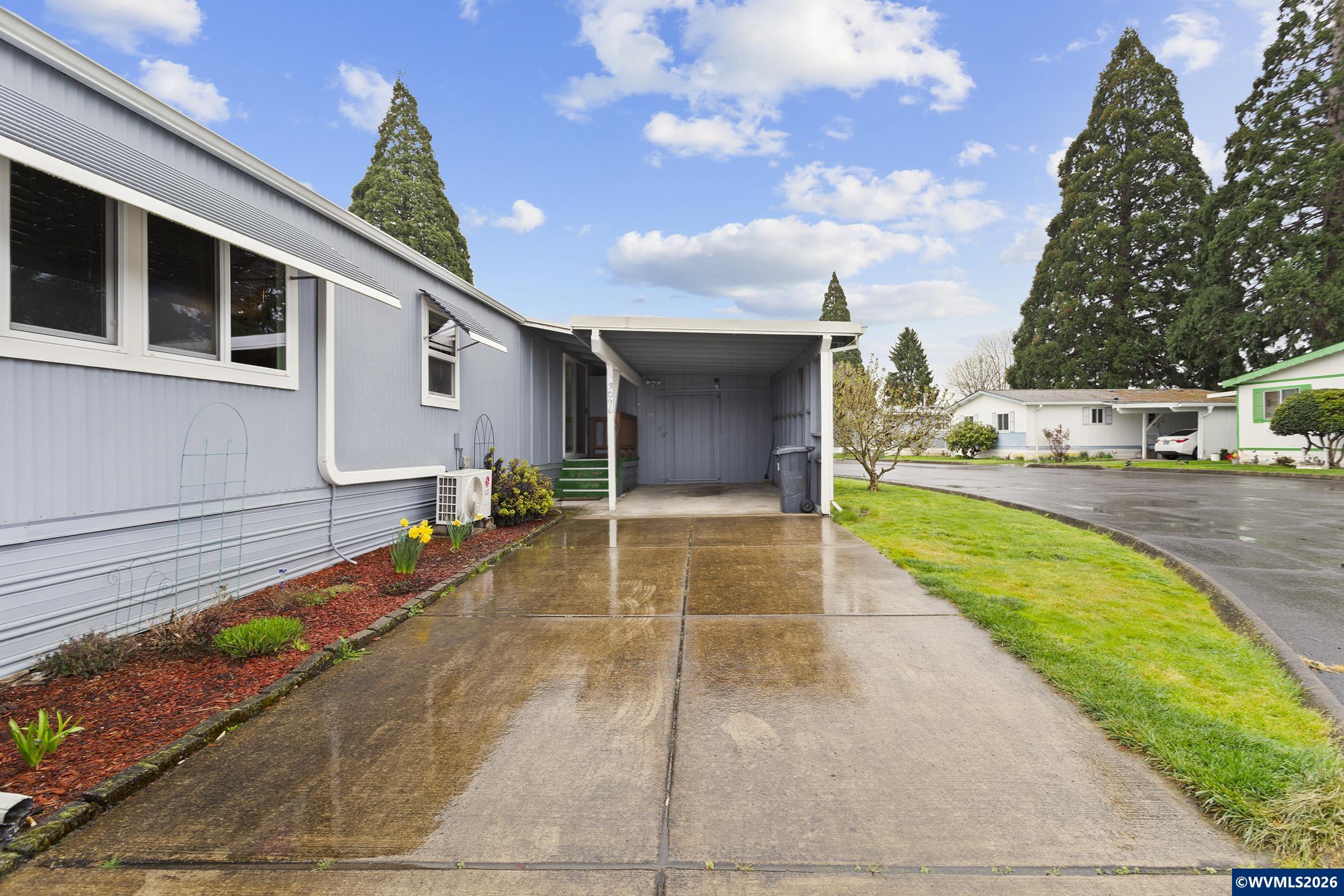 3096 Rainbow Loop Hubbard, OR 97032 - Photo 7 of 30