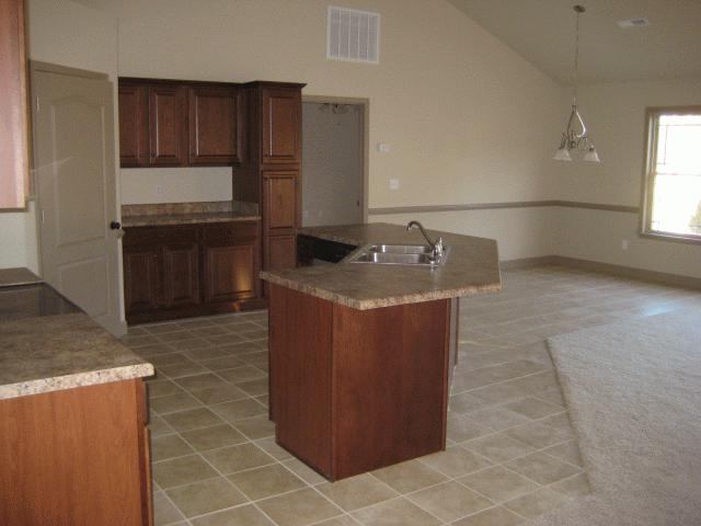 112 Wofford Road Taylors, SC 29687 - Photo 3 of 10 Gallery Image 3