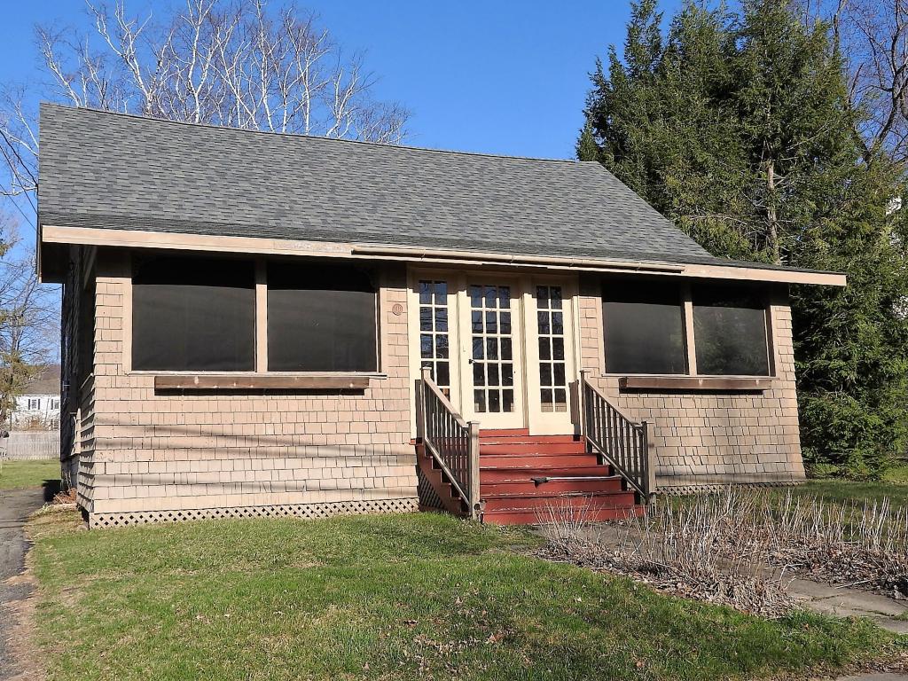 130 Bellevue Avenue Rutland, VT 05701 - Photo 1 of 18 Gallery Image 1