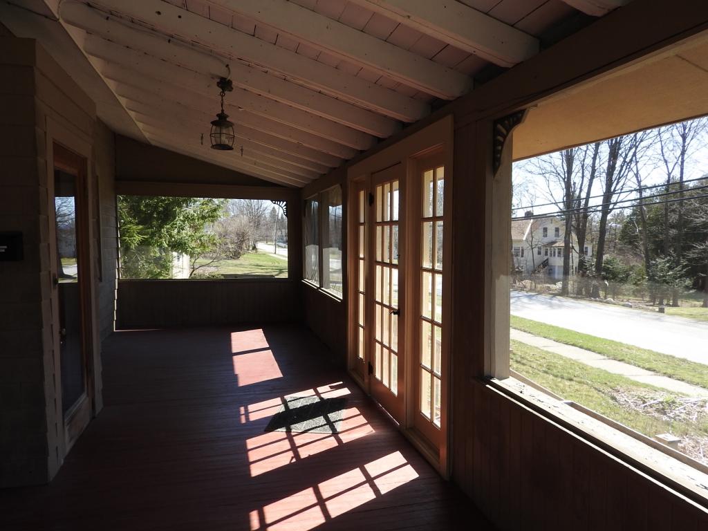 130 Bellevue Avenue Rutland, VT 05701 - Photo 3 of 18 Gallery Image 3