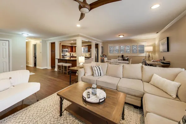 $350,000 | 1530 East Northwest Highway, Unit 2A, Arlington Heights, IL 60004