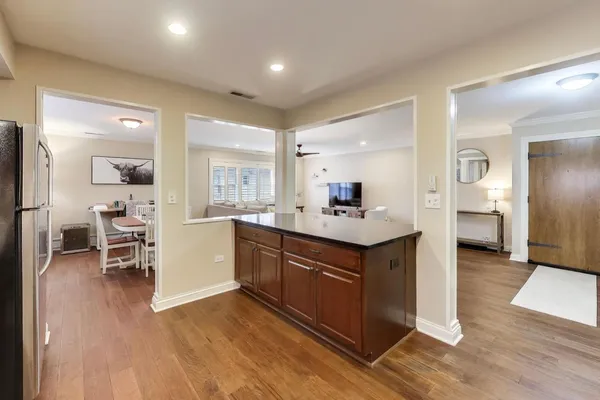 $350,000 | 1530 East Northwest Highway, Unit 2A, Arlington Heights, IL 60004