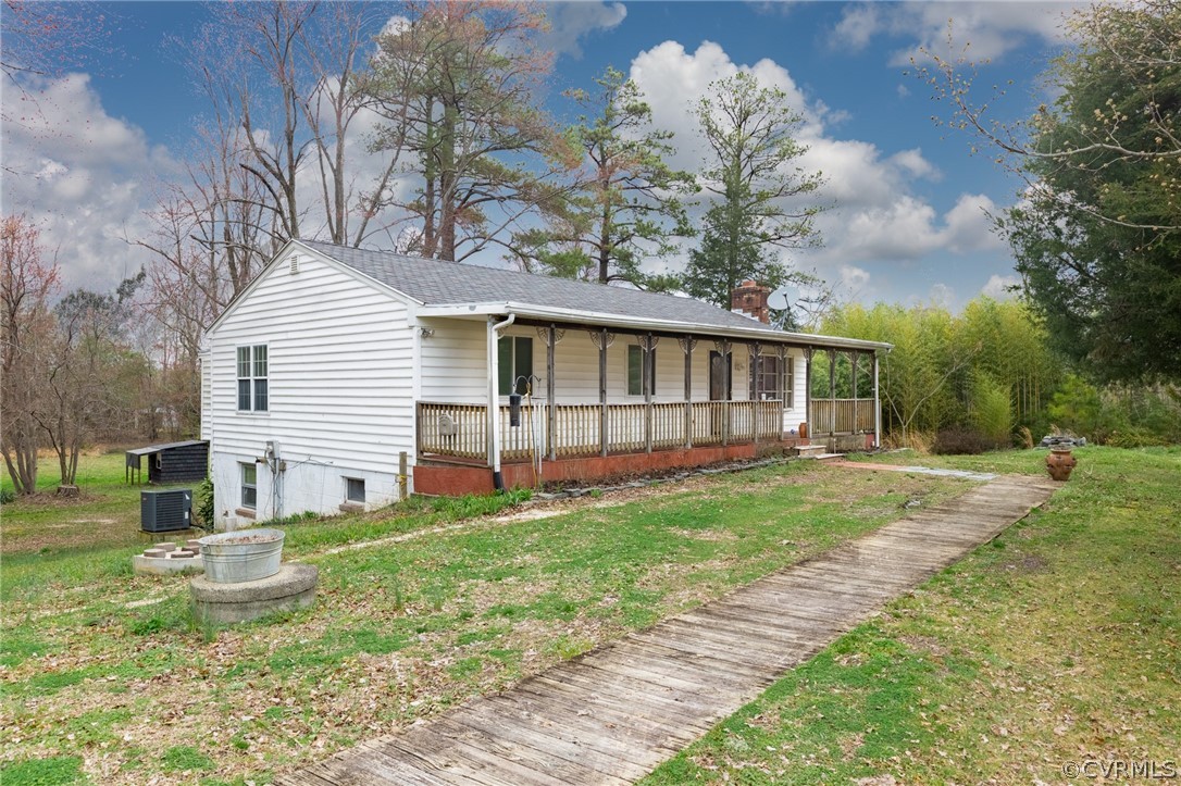 21313 Sparta Road Milford, VA 22514 - Photo 1 of 46 Gallery Image 1