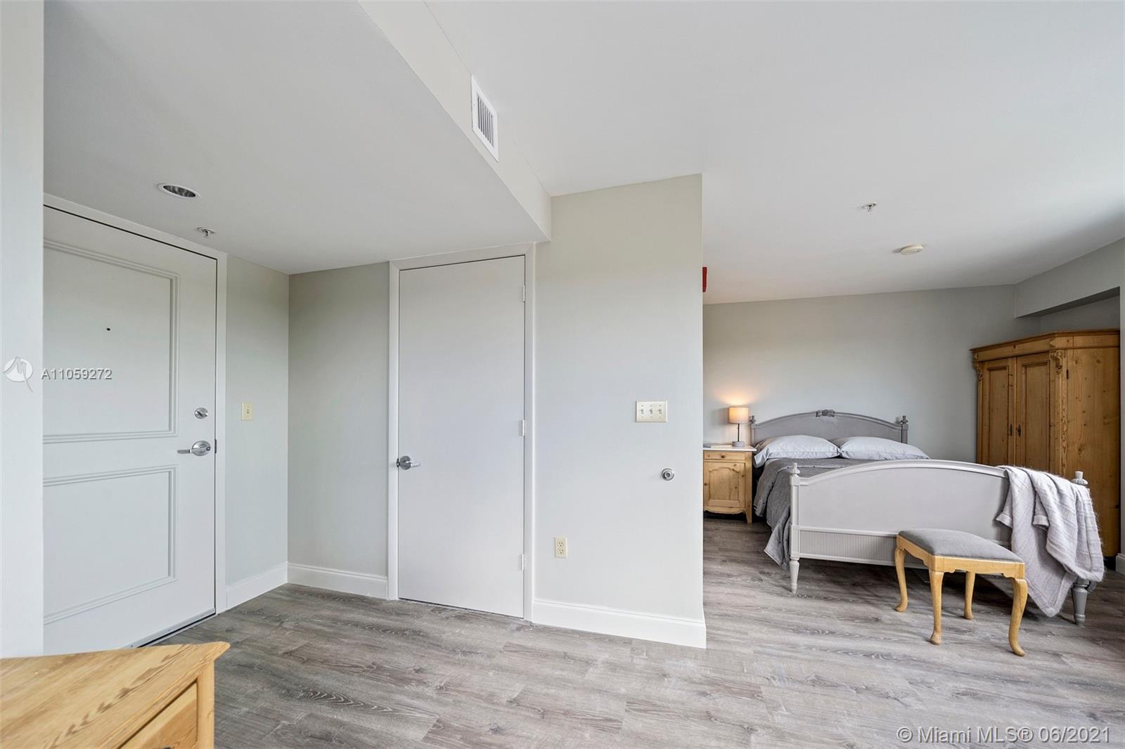 5725 Southwest 72nd Street, Unit 5725 South Miami, FL 33143 - Photo 11 of 11
