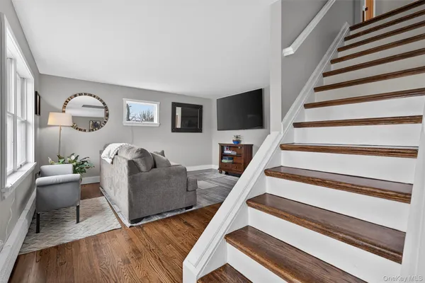 $668,000 | 36 Sleepy Hollow Road, Port Jervis, NY 12771