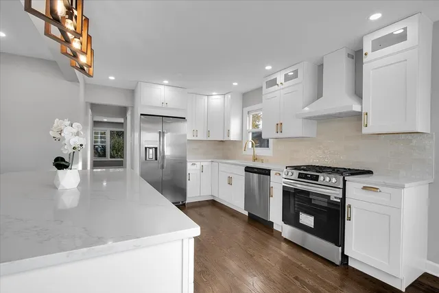 $375,000 | 11524 South Kildare Avenue, Alsip, IL 60803