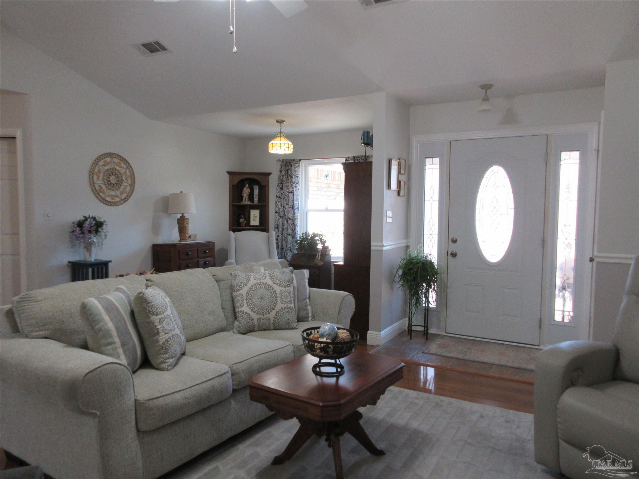 6215 Huntsman Pass Milton, FL 32570 - Photo 12 of 72