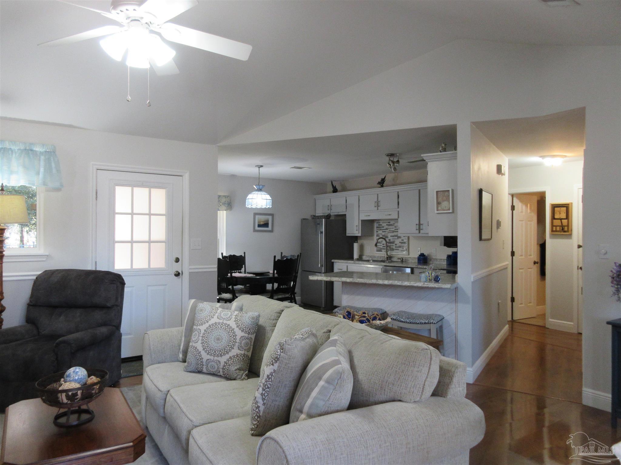 6215 Huntsman Pass Milton, FL 32570 - Photo 17 of 72