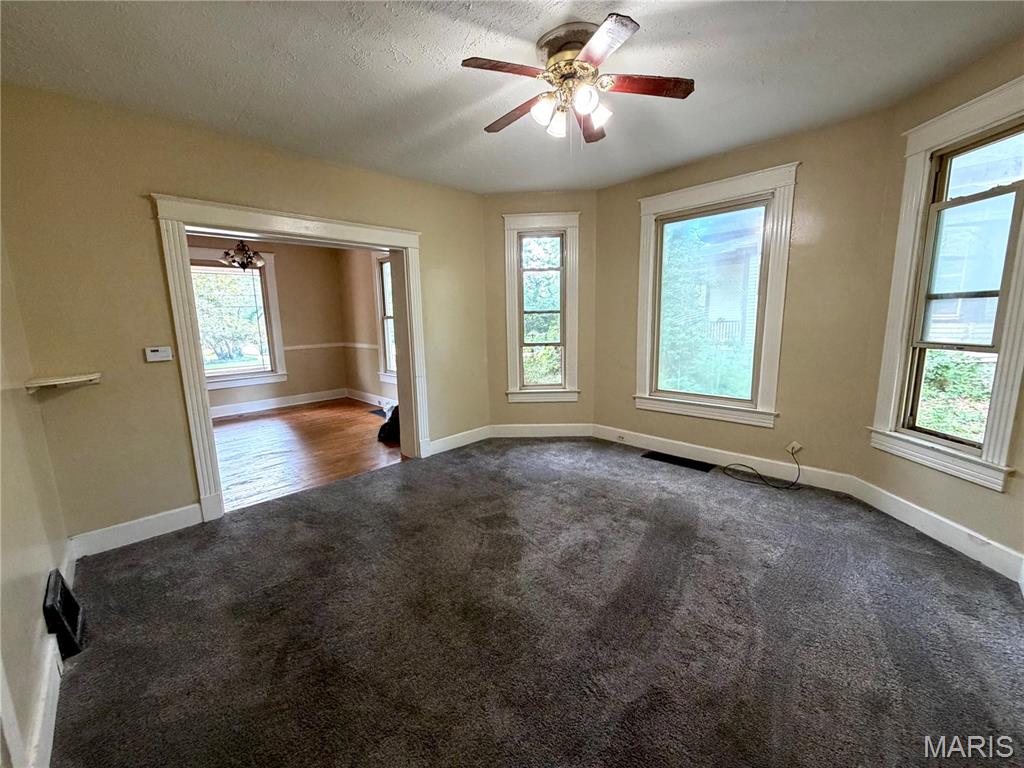 902 Royal Street Alton, IL 62002 - Photo 13 of 27