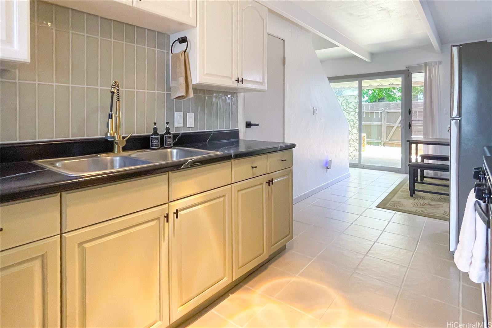 87-153 Helelua Street, Unit 3 Waianae, HI 96792 - Photo 7 of 25