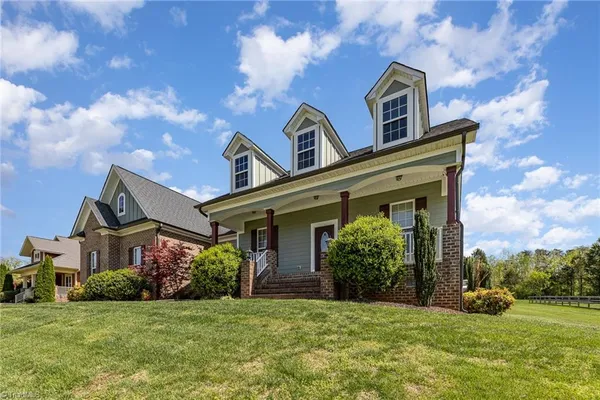 $479,900 | 5003 Lindenwold Drive, Summerfield, NC 27358