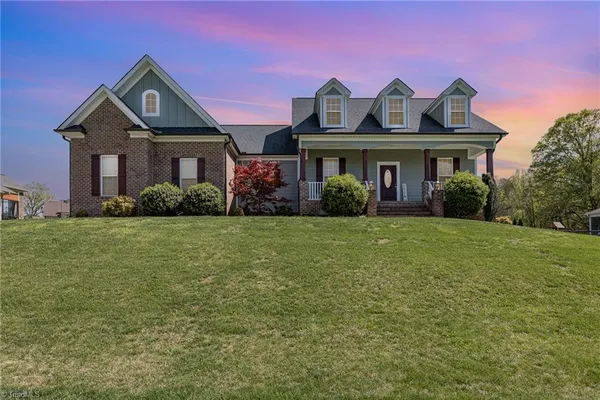 $479,900 | 5003 Lindenwold Drive, Summerfield, NC 27358