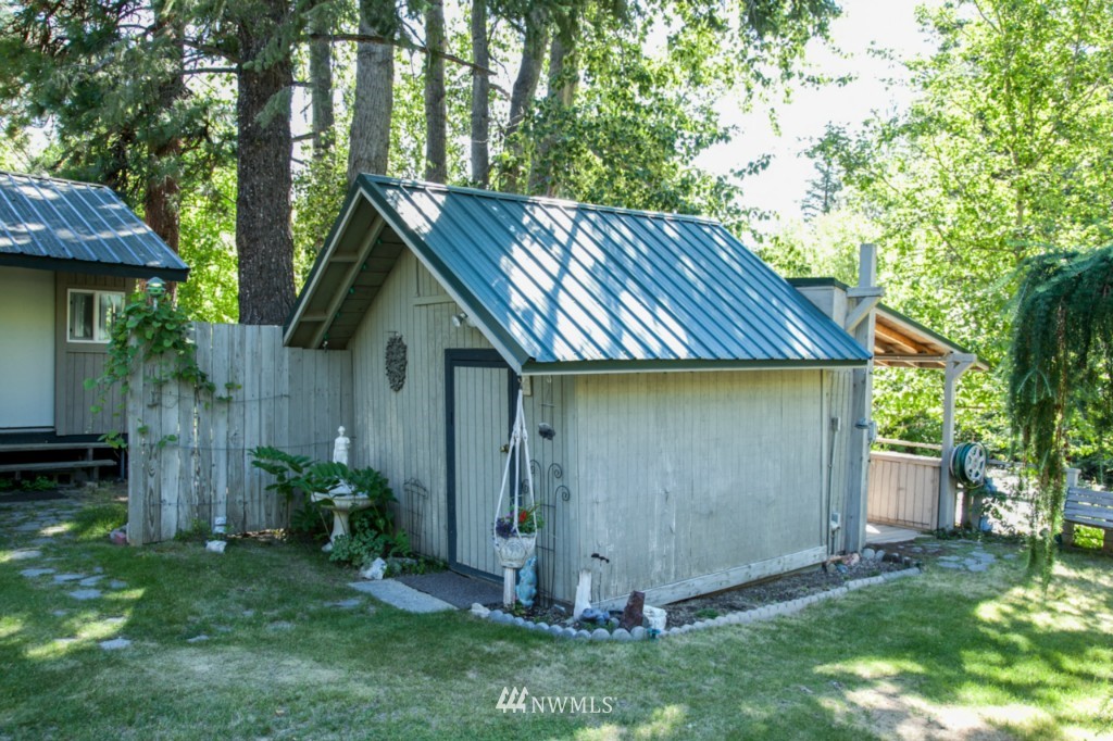589 Mad River Road Entiat, WA 98822 - Photo 21 of 25 Gallery Image 21
