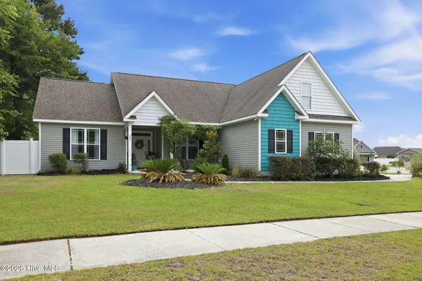 $382,000 | 301 Big Pine Court, Hubert, NC 28539
