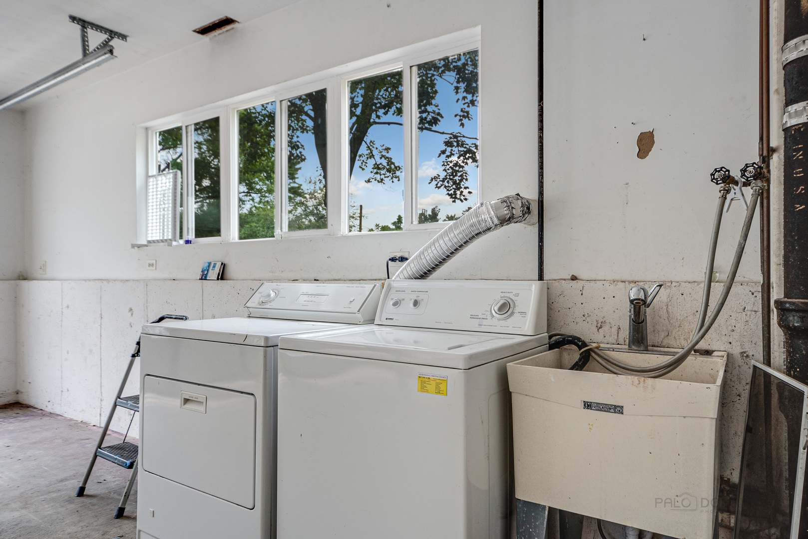 110 Haman Road Inverness, IL 60010 - Photo 23 of 30 a view of utility room with washer and dryer