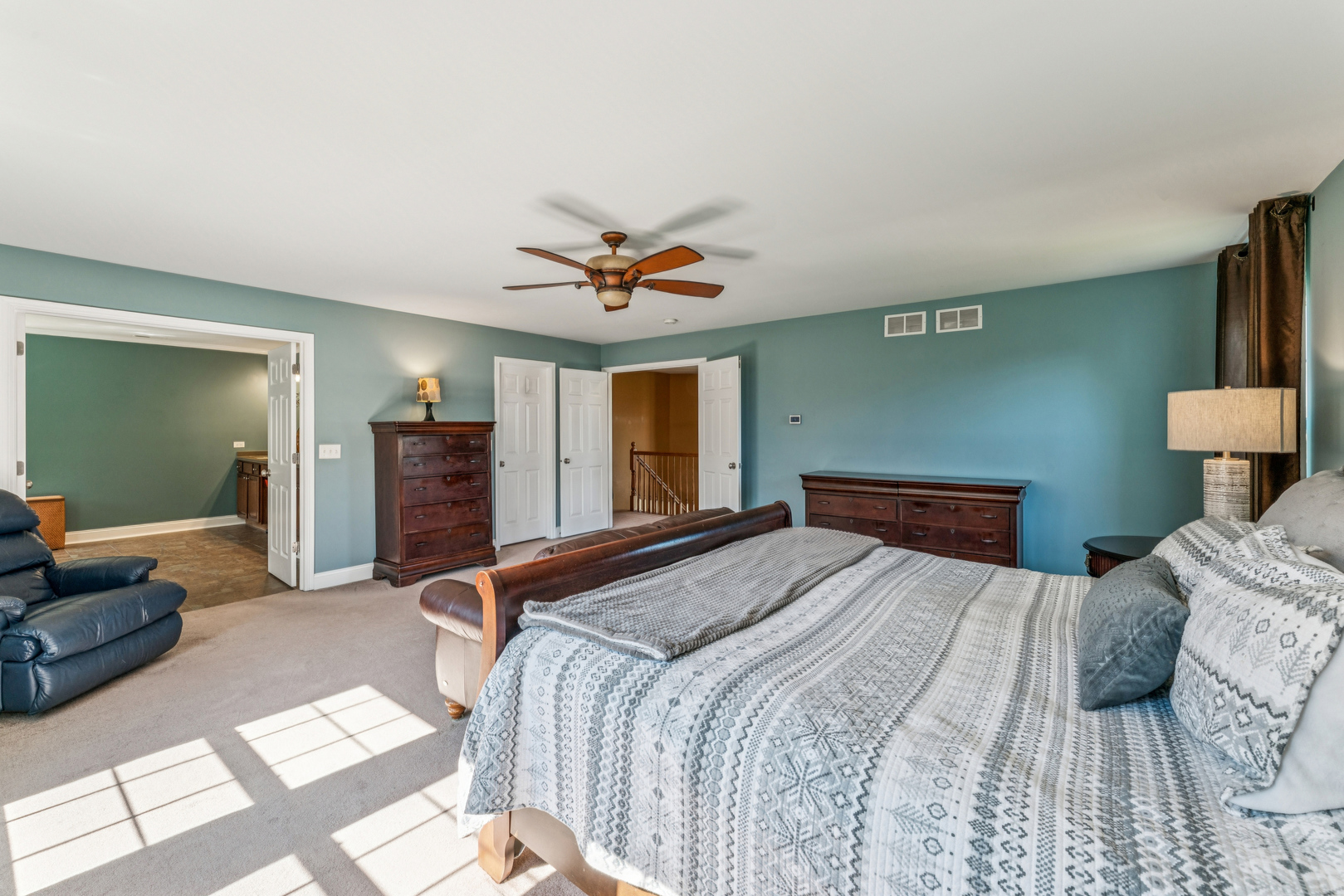 2991 Wagon Road Elgin, IL 60124 - Photo 24 of 49