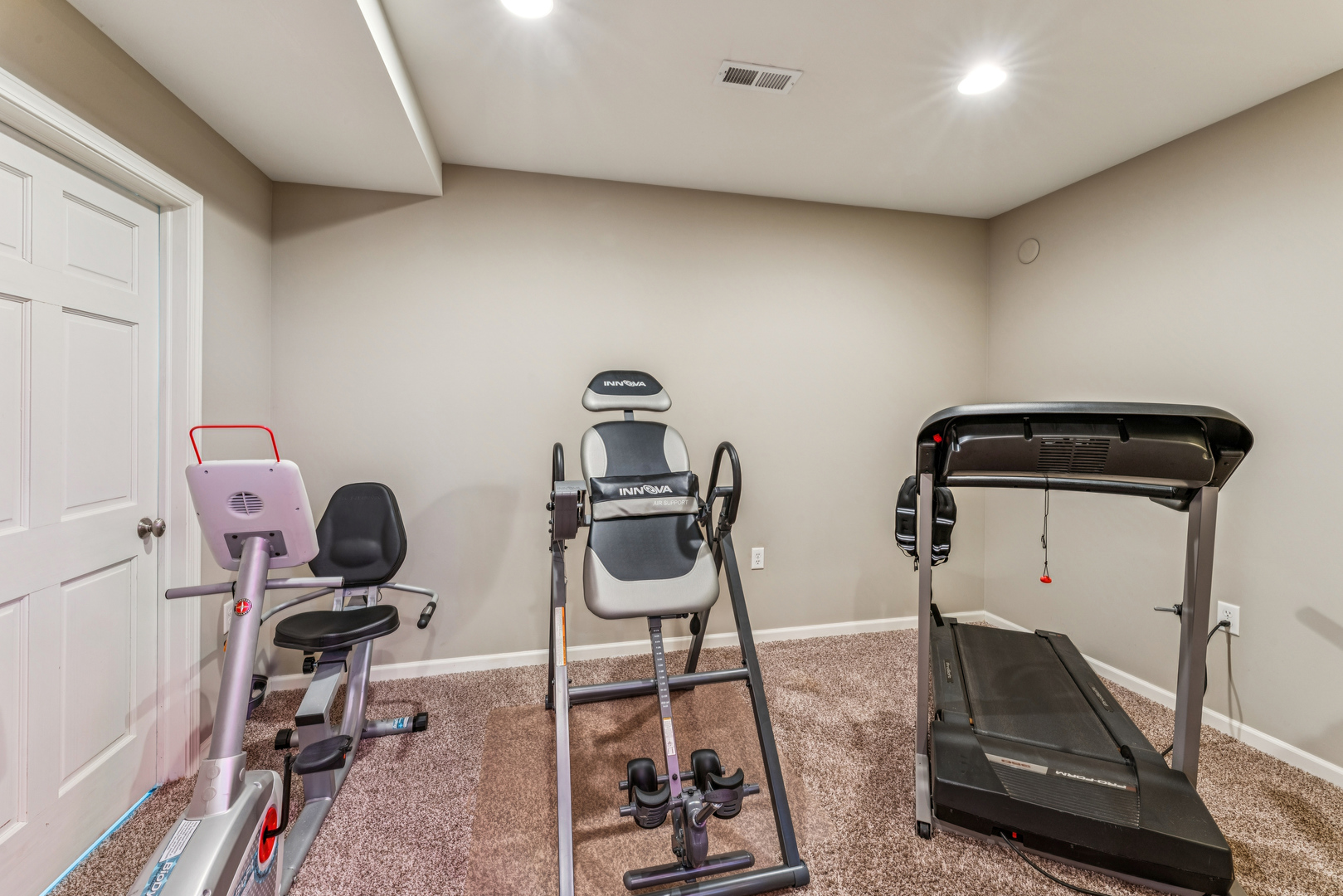 2991 Wagon Road Elgin, IL 60124 - Photo 38 of 49