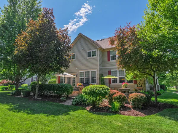 $650,000 | 2991 Wagon Road, Elgin, IL 60124