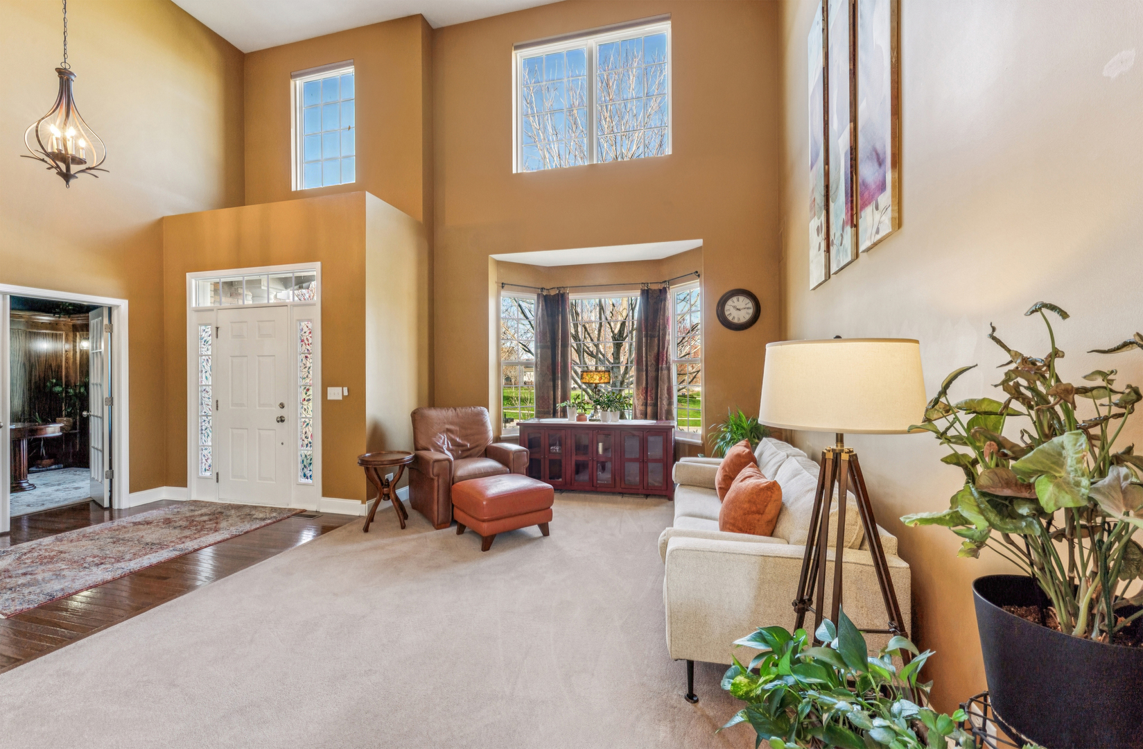 2991 Wagon Road Elgin, IL 60124 - Photo 5 of 49