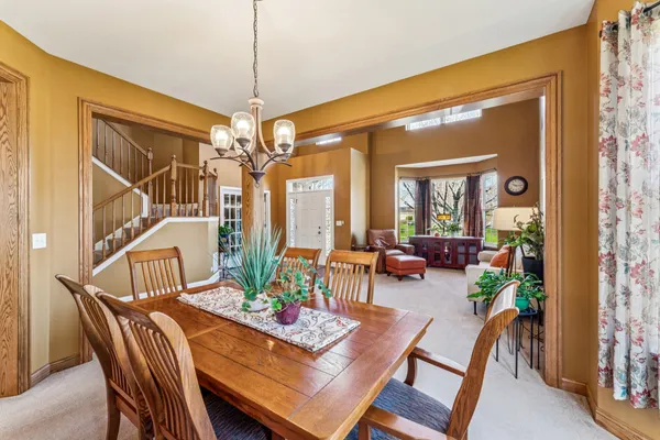 $650,000 | 2991 Wagon Road, Elgin, IL 60124
