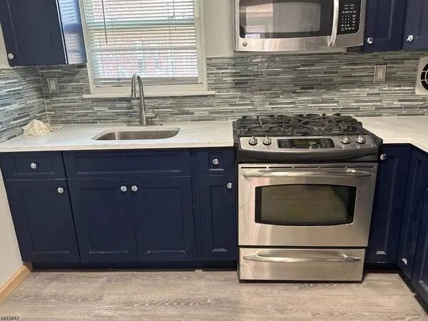 $2,750 | 12A Gramercy Gardens Place, Unit 12A, Middlesex, NJ 08846