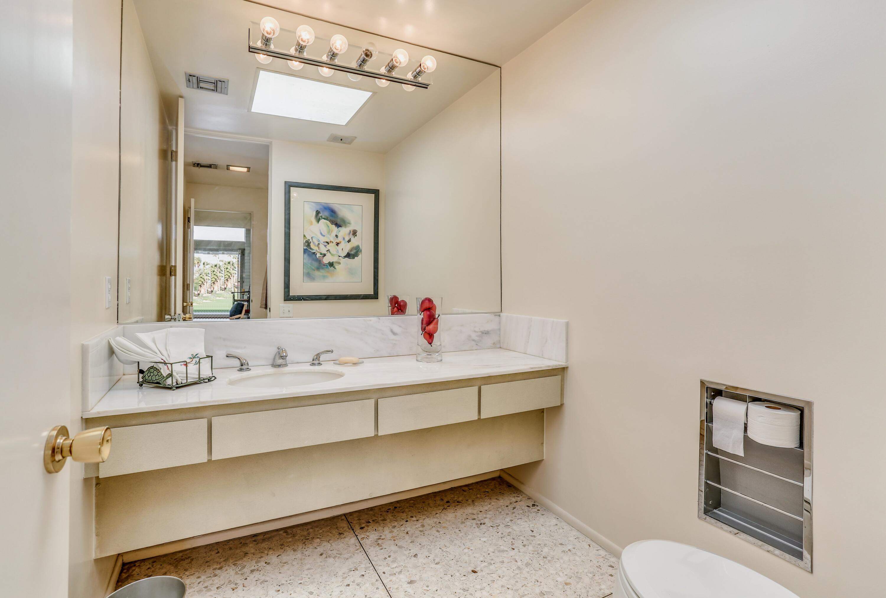 2638 Kings Road East Palm Springs, CA 92264 - Photo 22 of 32 u