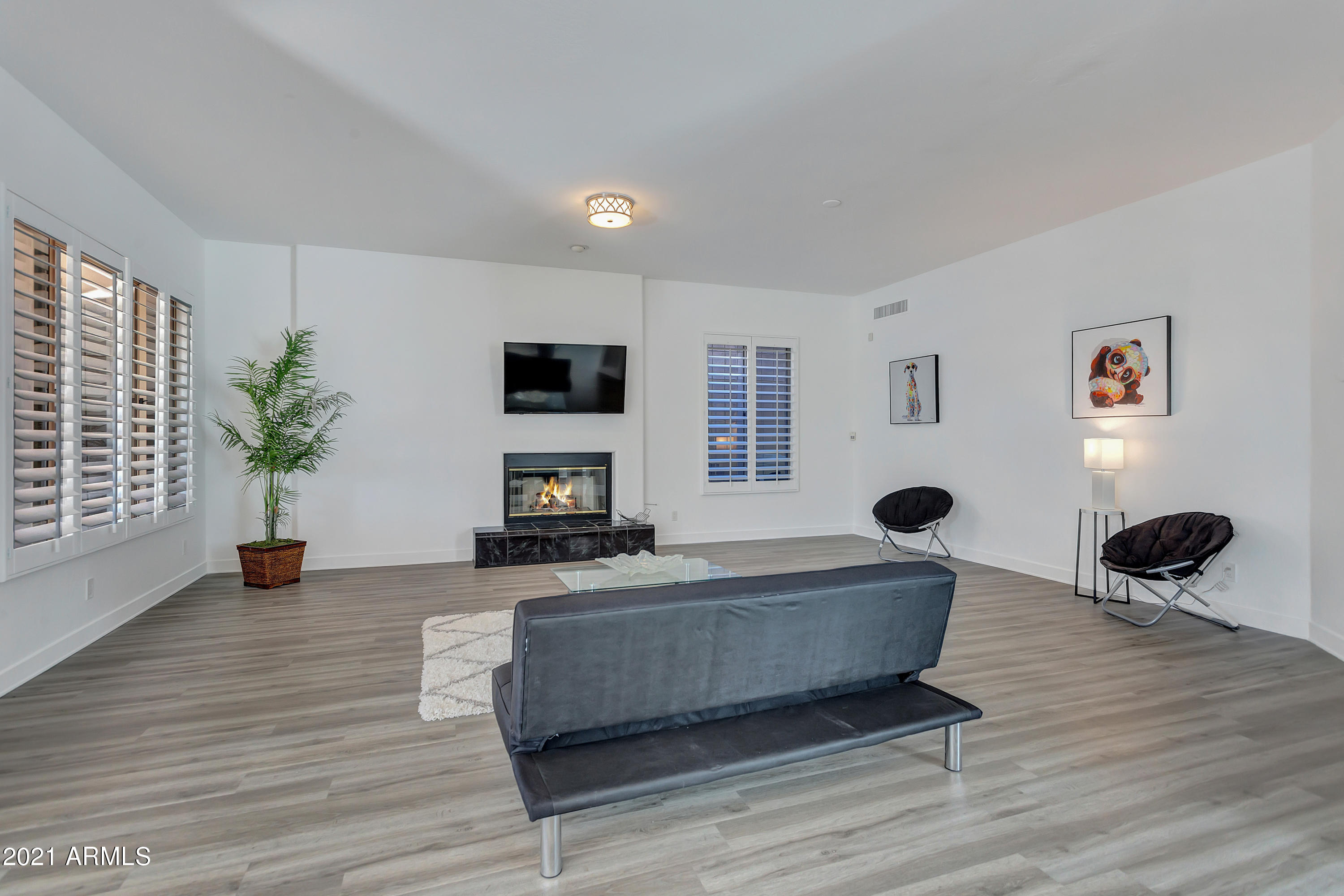 6530 North 29th Street Phoenix, AZ 85016 - Photo 23 of 60 Family Room