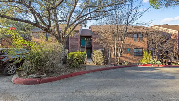 $1,400 | 4212 Medical, Unit 306, San Antonio, TX 78229