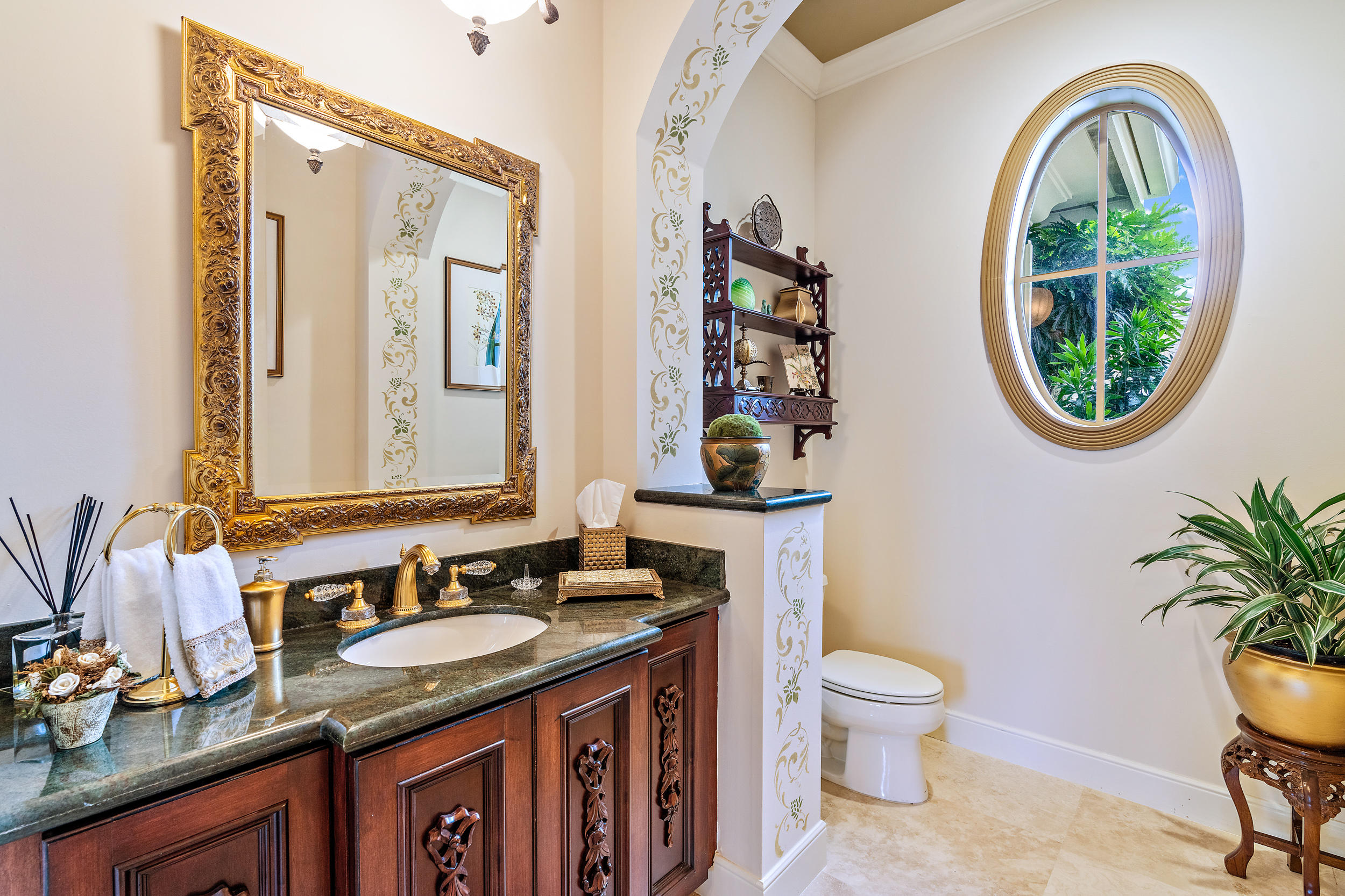 3152 Casseekey Island Road Jupiter, FL 33477 - Photo 32 of 45 Guest Bathroom