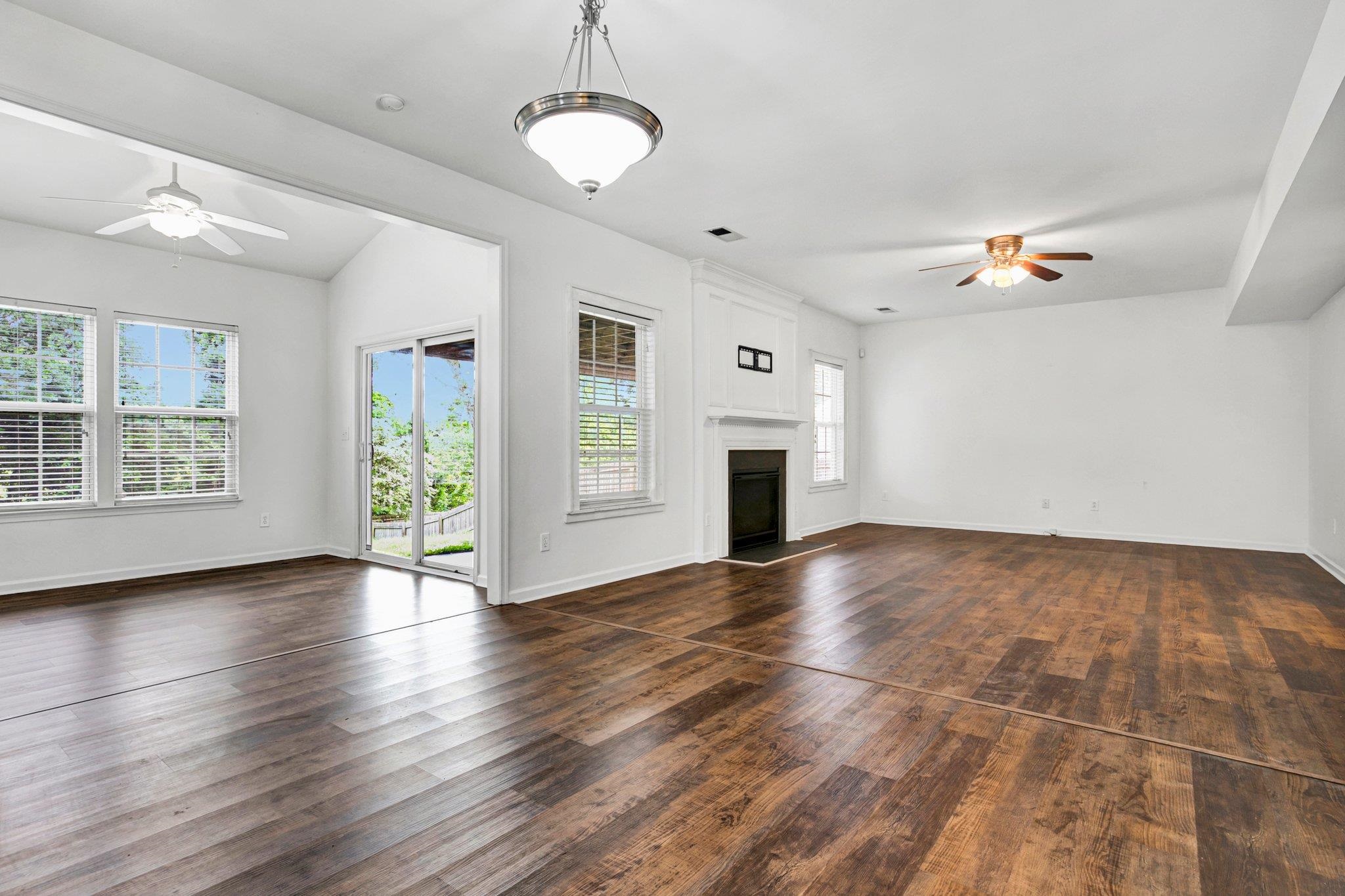 139 Castleton Circle Boiling Springs, SC 29316 - Photo 7 of 33