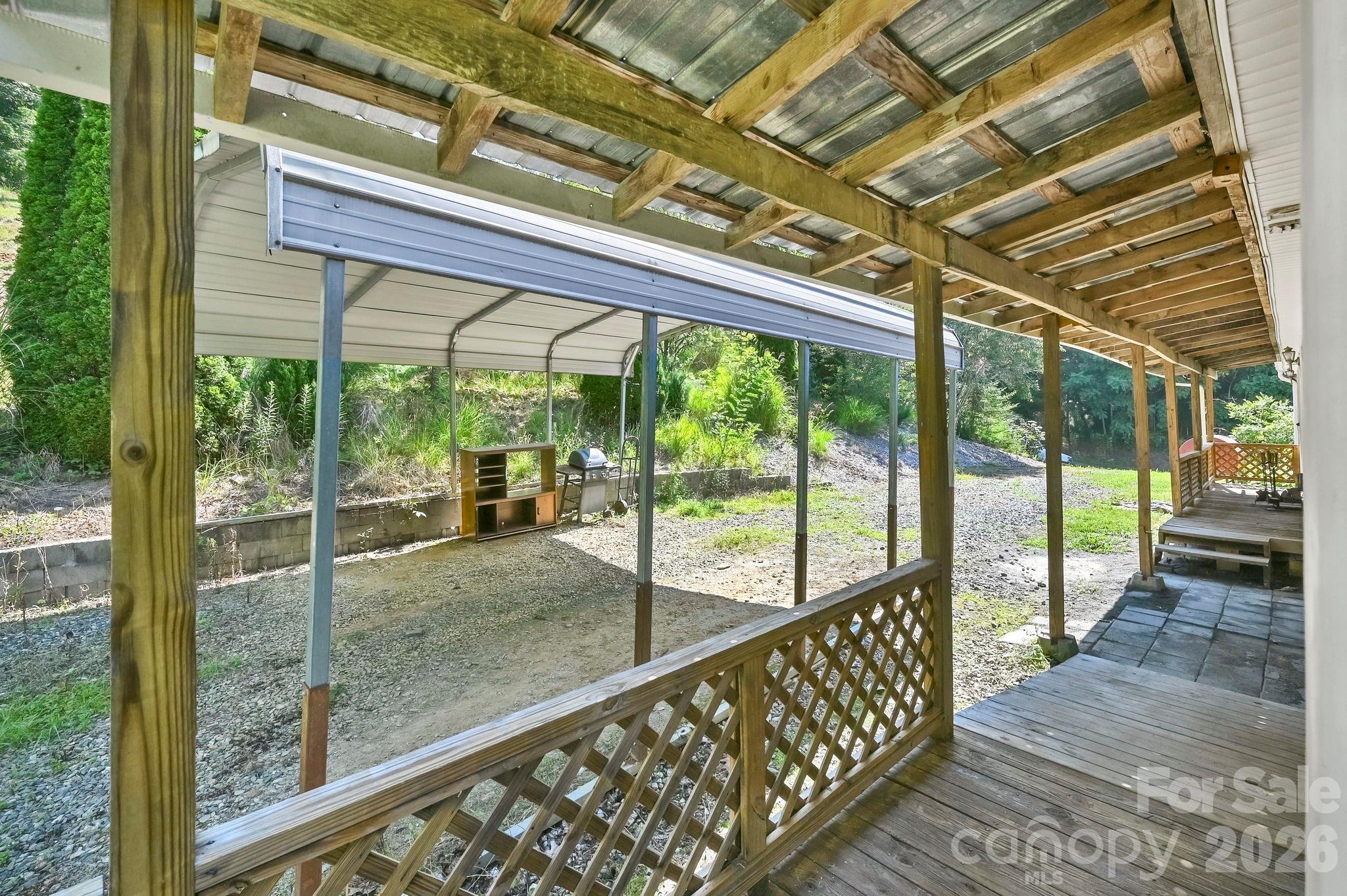 284 Paul Gosnell Road Marshall, NC 28753 - Photo 19 of 23