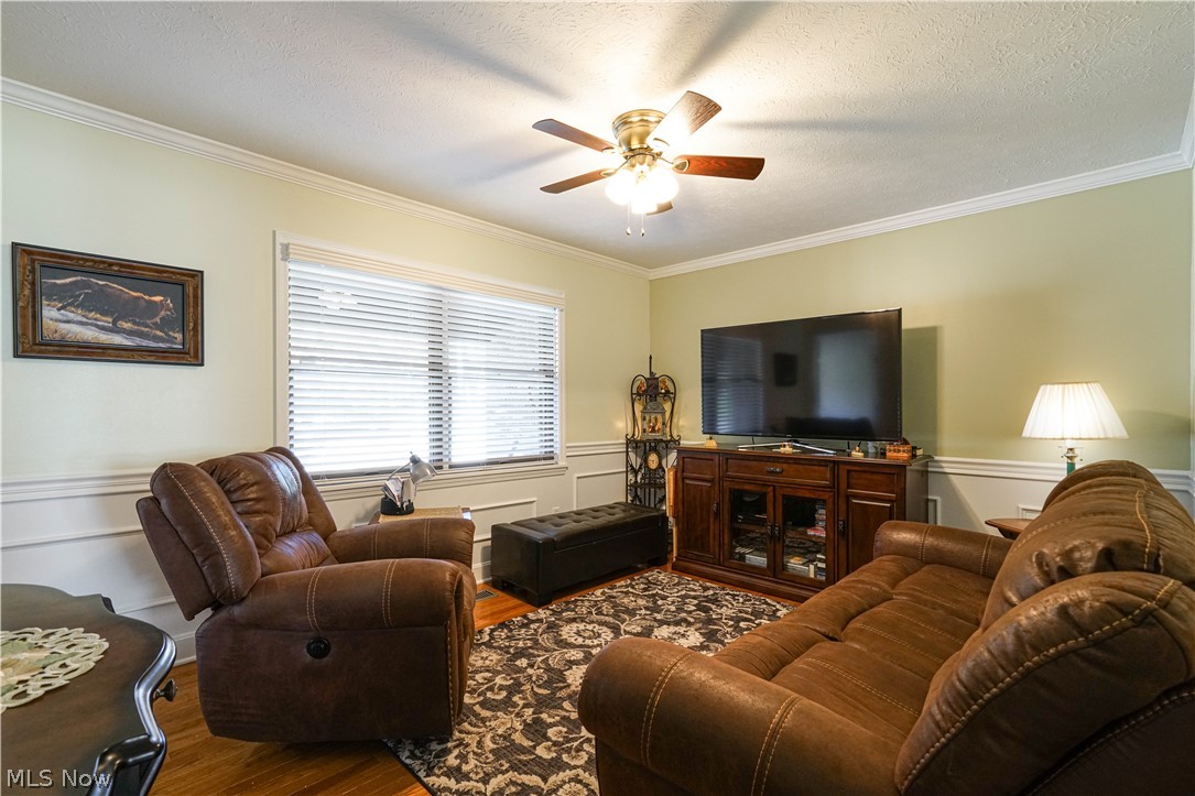 11844 Dupont Road Washington, WV 26181 - Photo 20 of 35