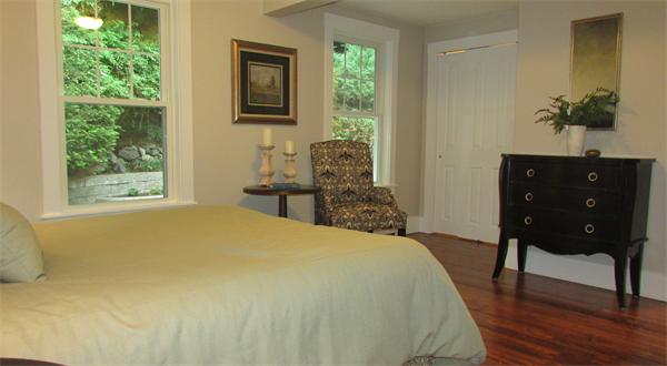 17 Spring Street Ipswich, MA 01938 - Photo 20 of 30 Gallery Image 20
