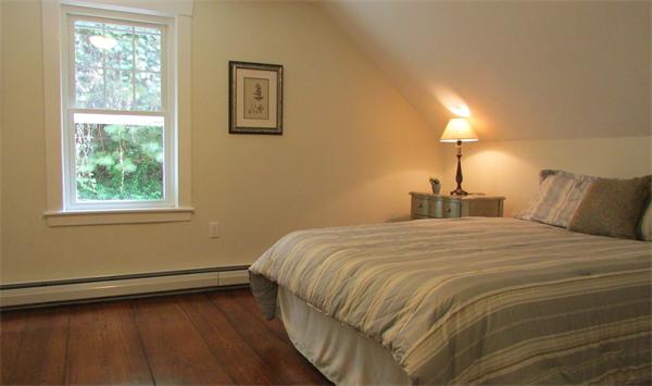 17 Spring Street Ipswich, MA 01938 - Photo 24 of 30 Gallery Image 24