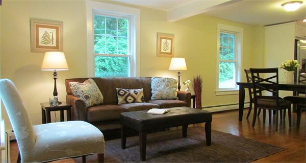 17 Spring Street Ipswich, MA 01938 - Photo 10 of 30 Gallery Image 10
