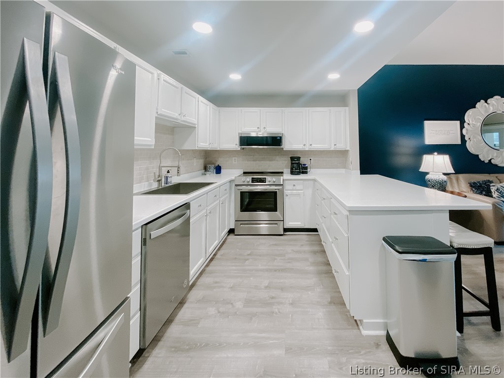 2900 Middle Road, Unit 13 Jeffersonville, IN 47130 - Photo 4 of 17